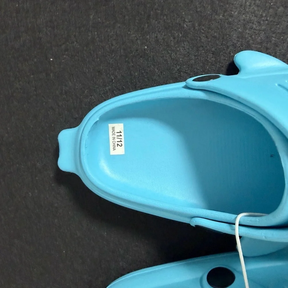 Kids Baby Shark Slippers - Blue